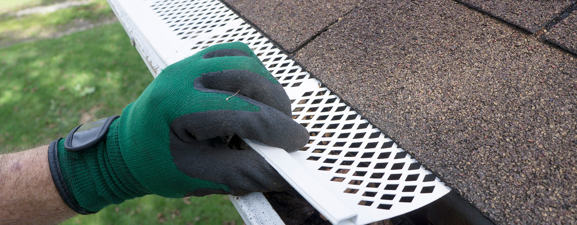 Types of Gutter Guards | Screen Gutter Guards | Mesh Gutter Guards | Reverse Curve Gutter Guards | Brush Gutter Guards | Foam Gutter Guards