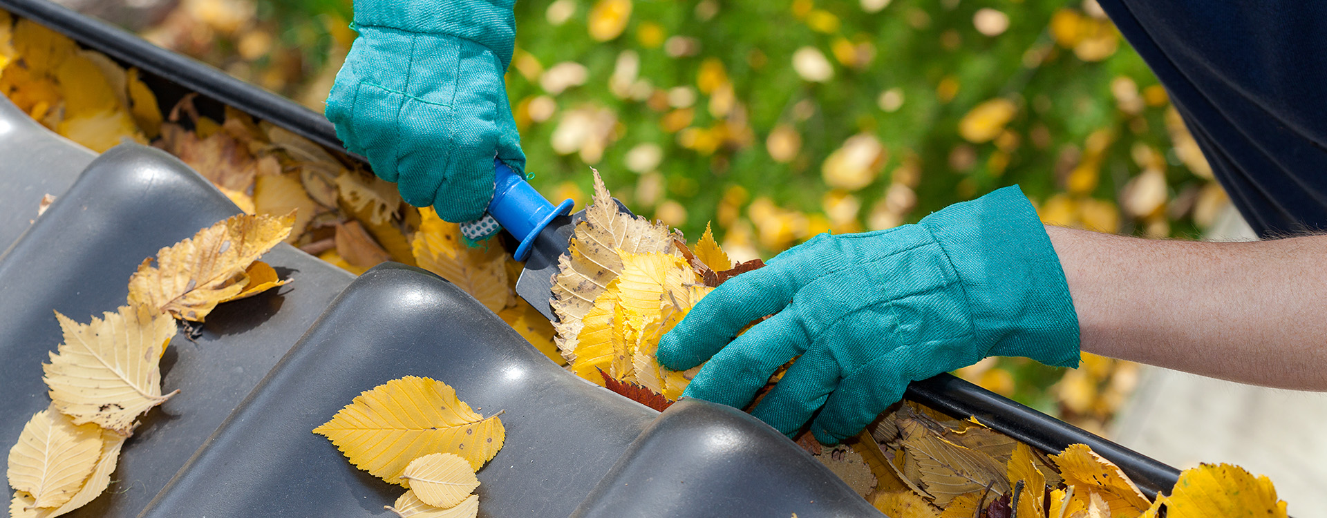 How Often Gutter Cleaning | Gutter Cleaning How Often | How Often to Do Gutter Cleaning | How Often Does a Gutter Need to Be Cleaned | How Often Should Gutter Be Cleaned